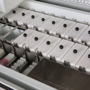 Máy nhuộm tiêu bản tự động